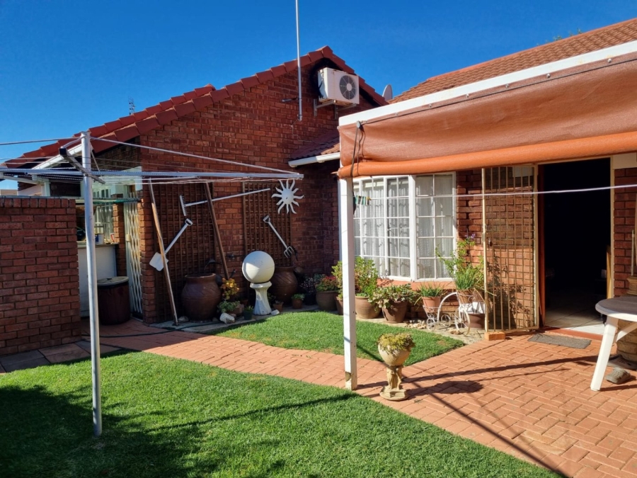 2 Bedroom Property for Sale in Fichardt Park Free State